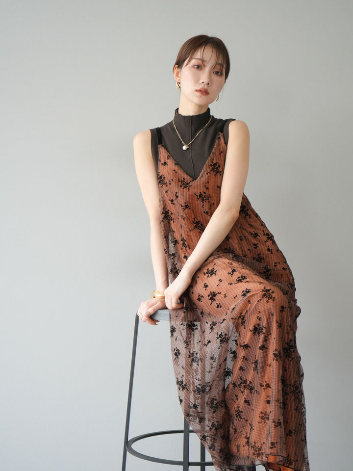 [SET]フロッキーチュールレイヤードベロアキャミワンピース+プチネックセンターシームノースリーニットトップス(2set)