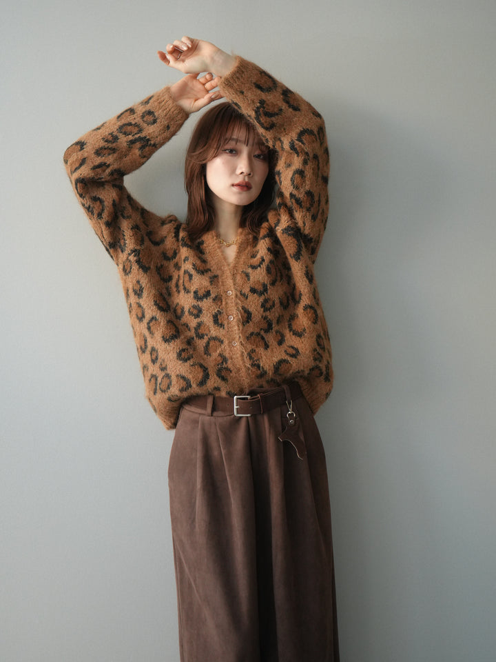 [SET]モヘアタッチレオパード柄ニットカーディガン+モチーフベルト付スエードタックワイドパンツ(2set)