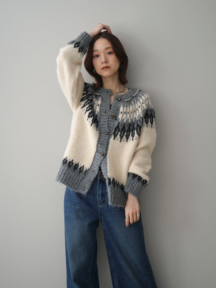 [SET]トグルボタン求心柄ニットカーディガン+裏起毛裾フリンジワイドデニムパンツ(2set)