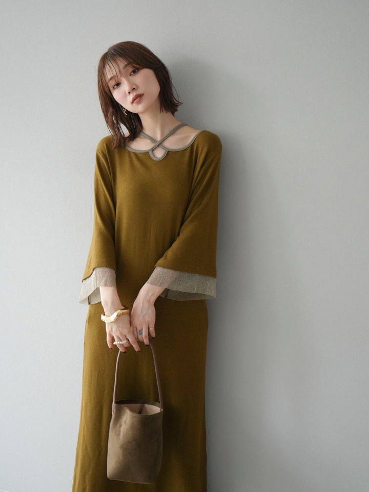 [予約]デザインネックラメシアー切替ニットワンピース/カーキ