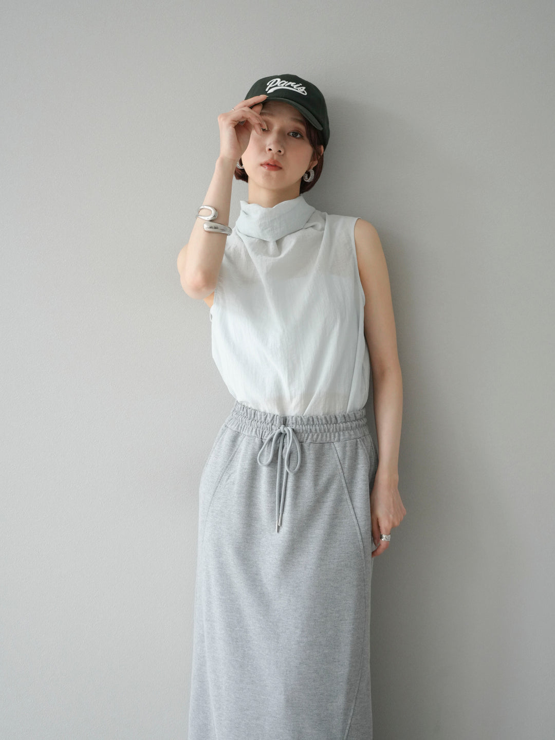 [SET] 後繫帶無袖上衣 + 運動長裙 (2set)