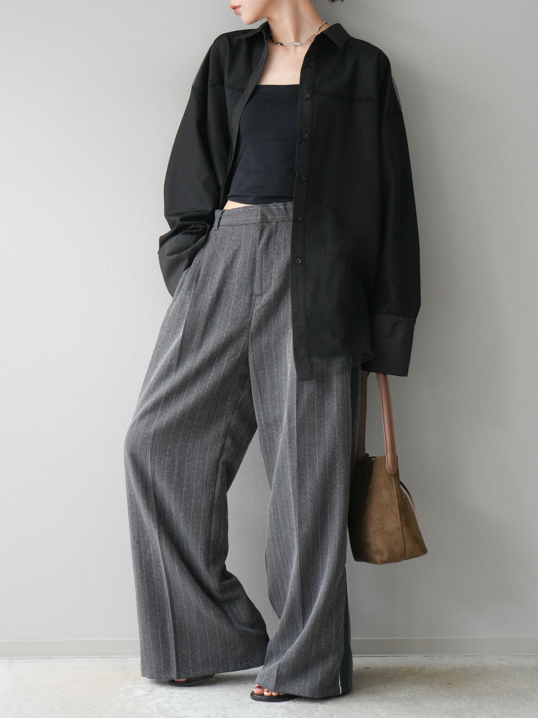 [予約]サイドラインストライプワイドパンツ/チャコール