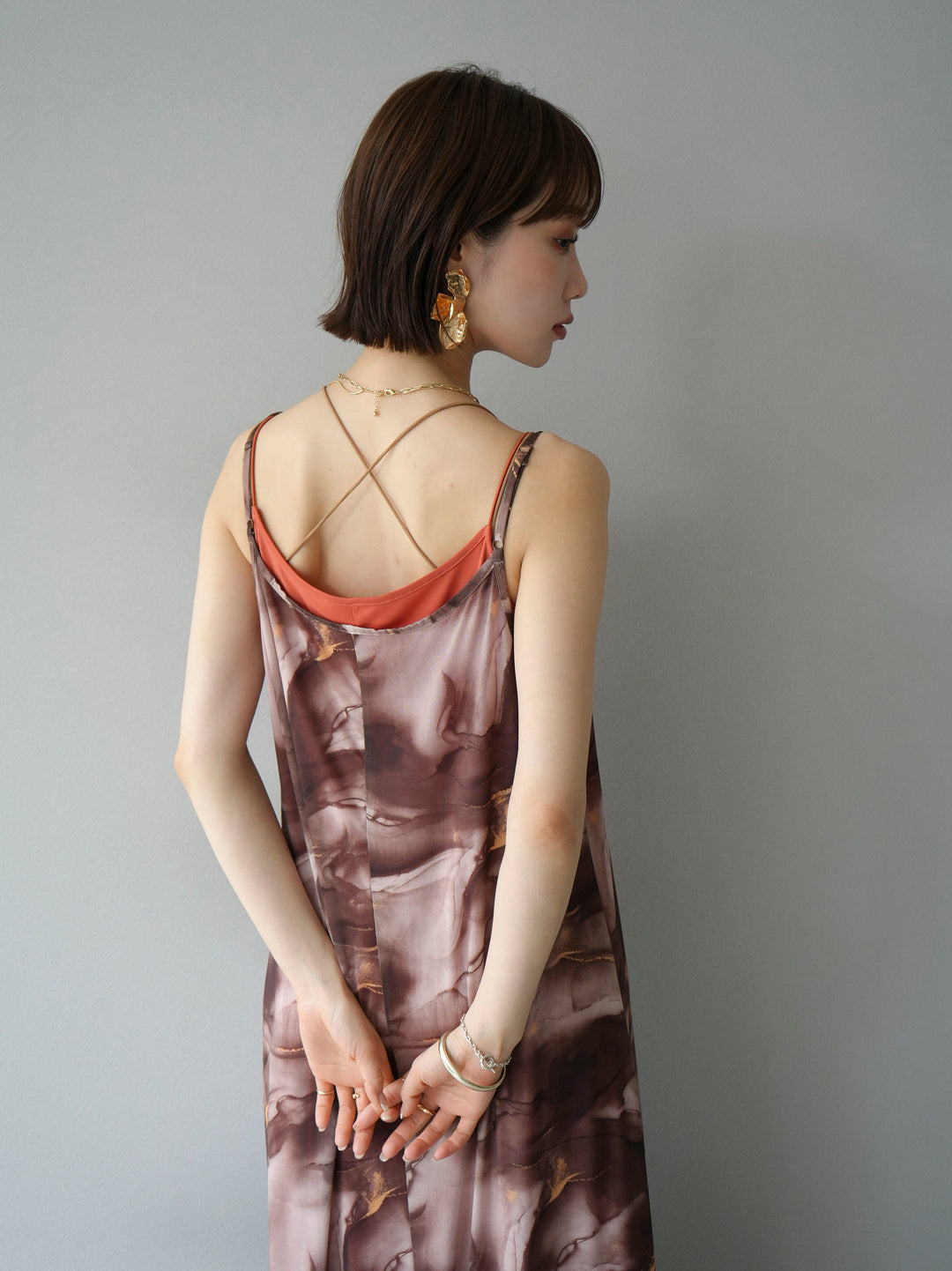 [Pre-order] Nuanced pattern tulle layered cami dress/brown