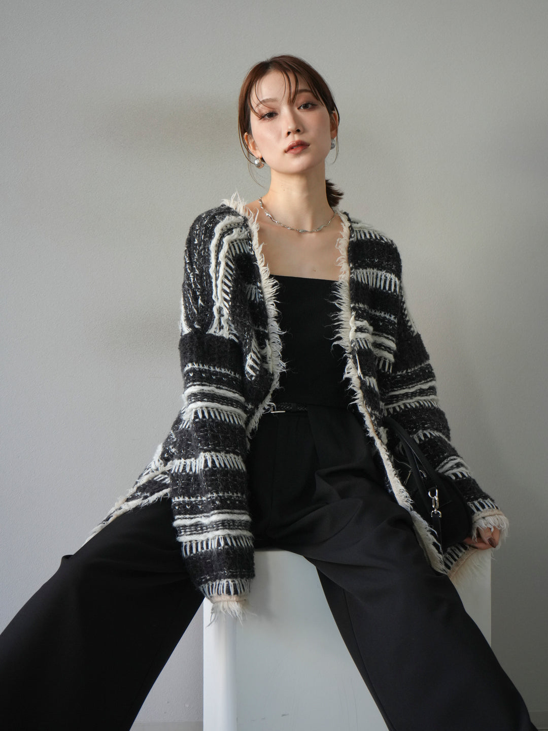 [予約]ミックスフリンジオーバーニットカーディガン/black