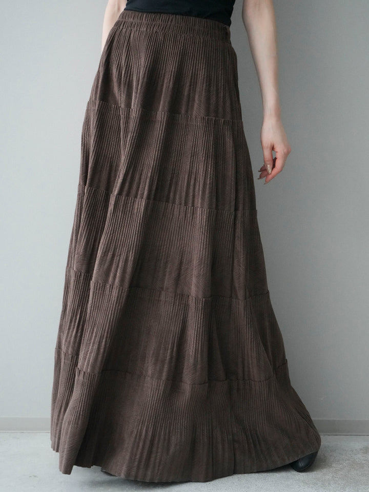 [予約]型押しスエードティアードプリーツスカート/brown