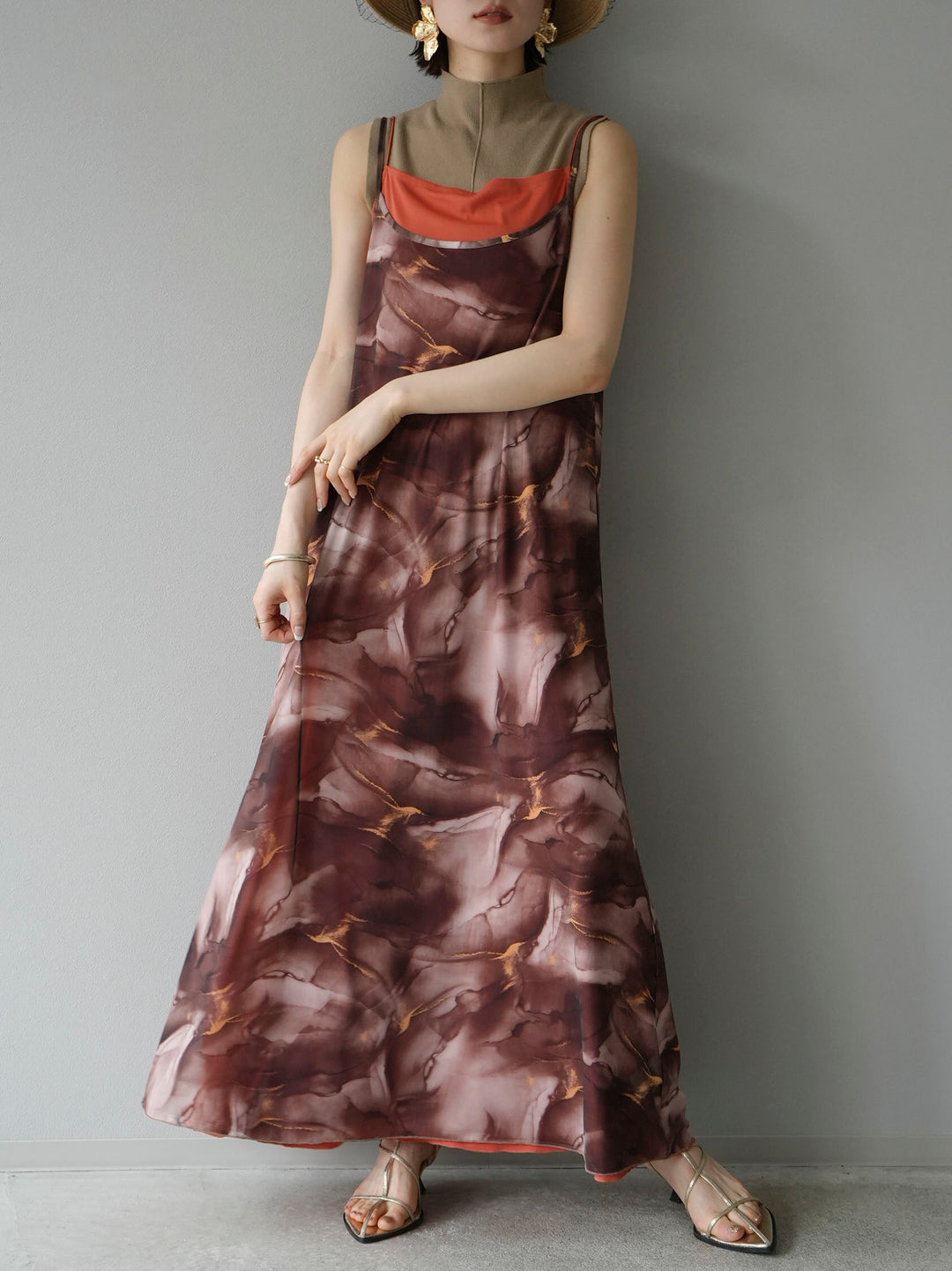 [Pre-order] Nuanced pattern tulle layered cami dress/brown