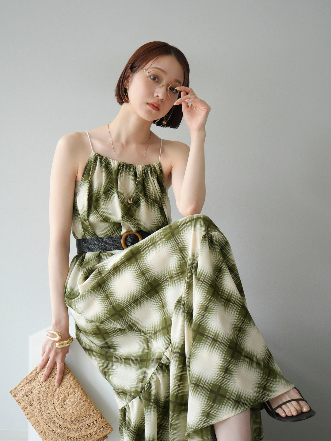 [SET] 繫腰帶格紋無袖洋裝 + 繫腰帶格紋無袖洋裝 (2 套)