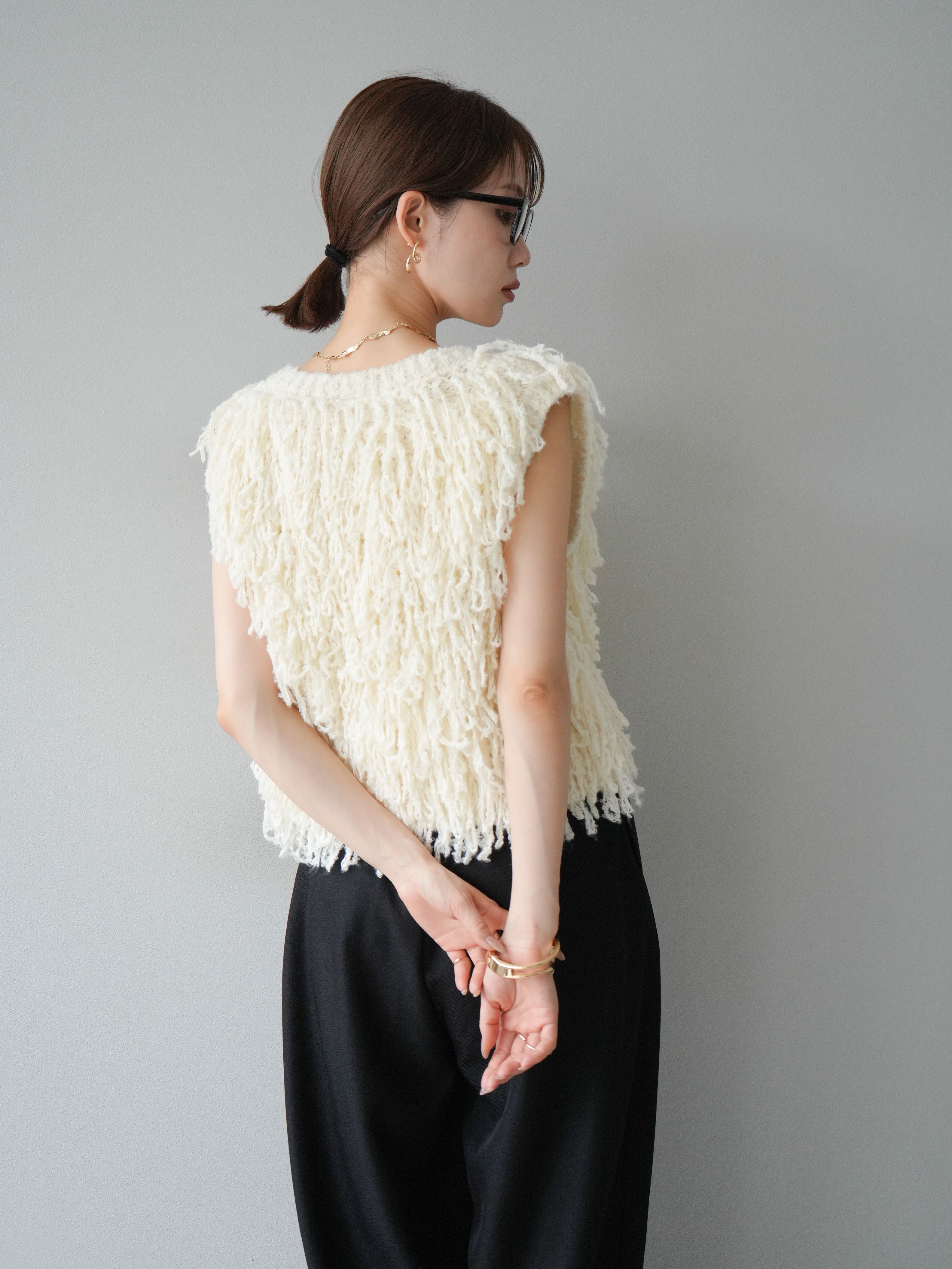 予約]フリンジループニットベスト/アイボリー– Lumier