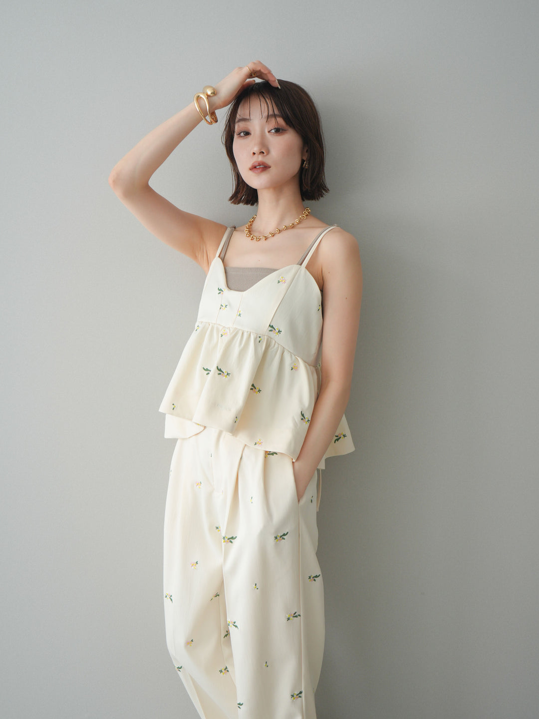 [SET]フラワー刺繍ビスチェ+フラワー刺繍タックパンツ(2set)