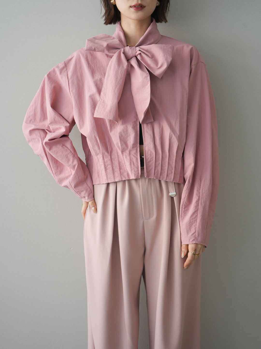 [SET]ボウタイ裾プリーツライトジャケット+選べるアクセセット(2set)