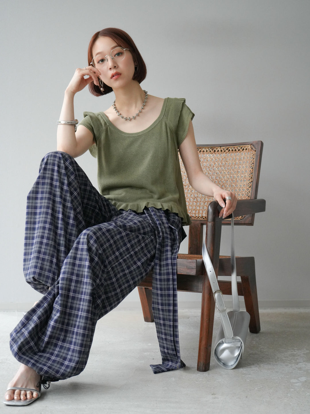 [予約]リネンタッチフリルニットタンクトップ/カーキ