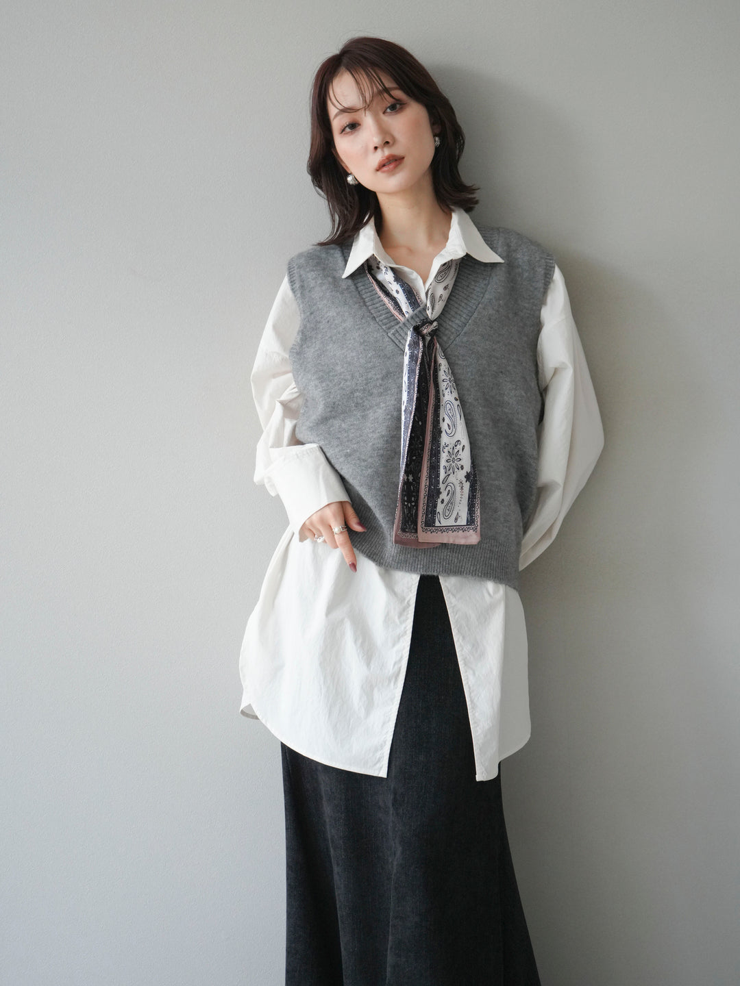 [予約]スカーフ付きニットベスト/gray
