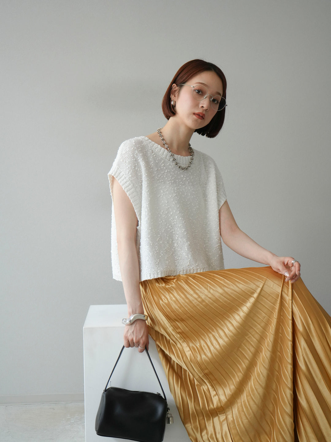 [SET]ネップヤーンクロップドニットベスト+サテンプリーツマキシスカート(2set)