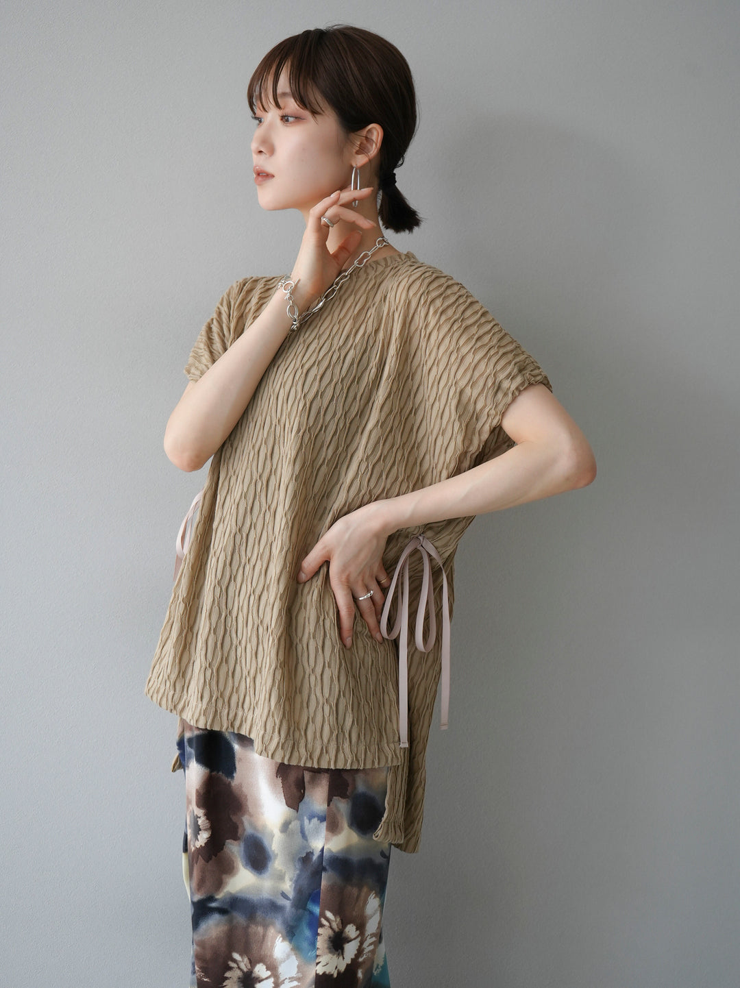 [Pre-order] Arm shirring sheer design mellow pullover/beige