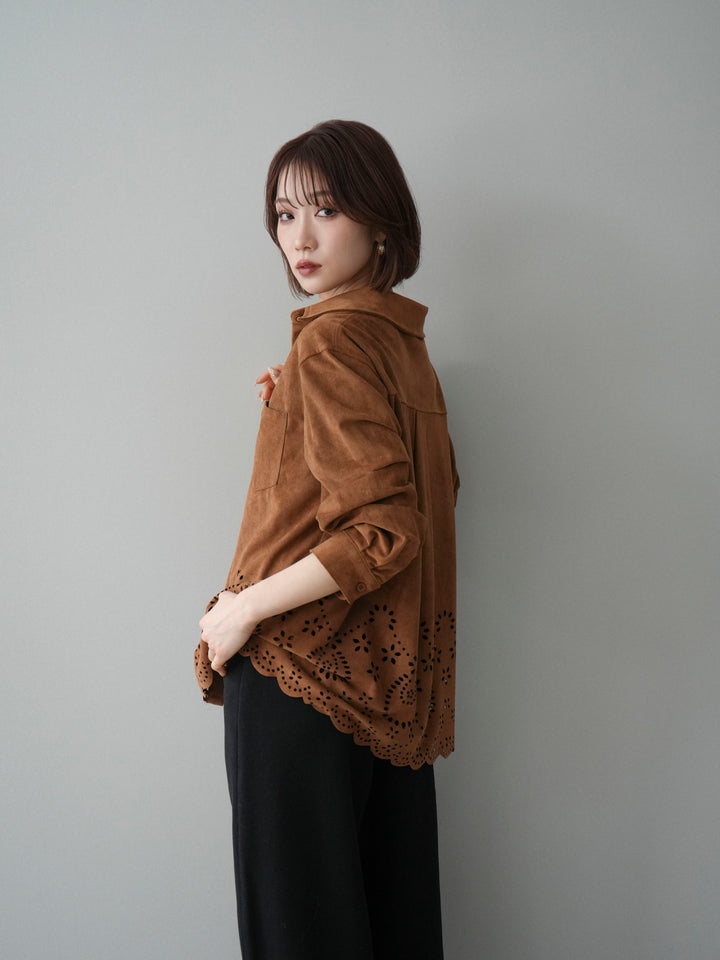 [予約]裾スカラップスエードシャツ/camel