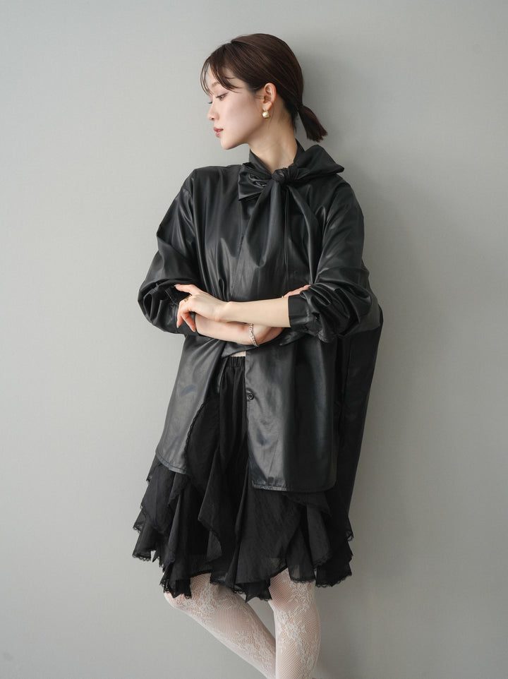 [SET]フェイクレザーボウタイブラウス+ラッフルレースミニスカート(2set)