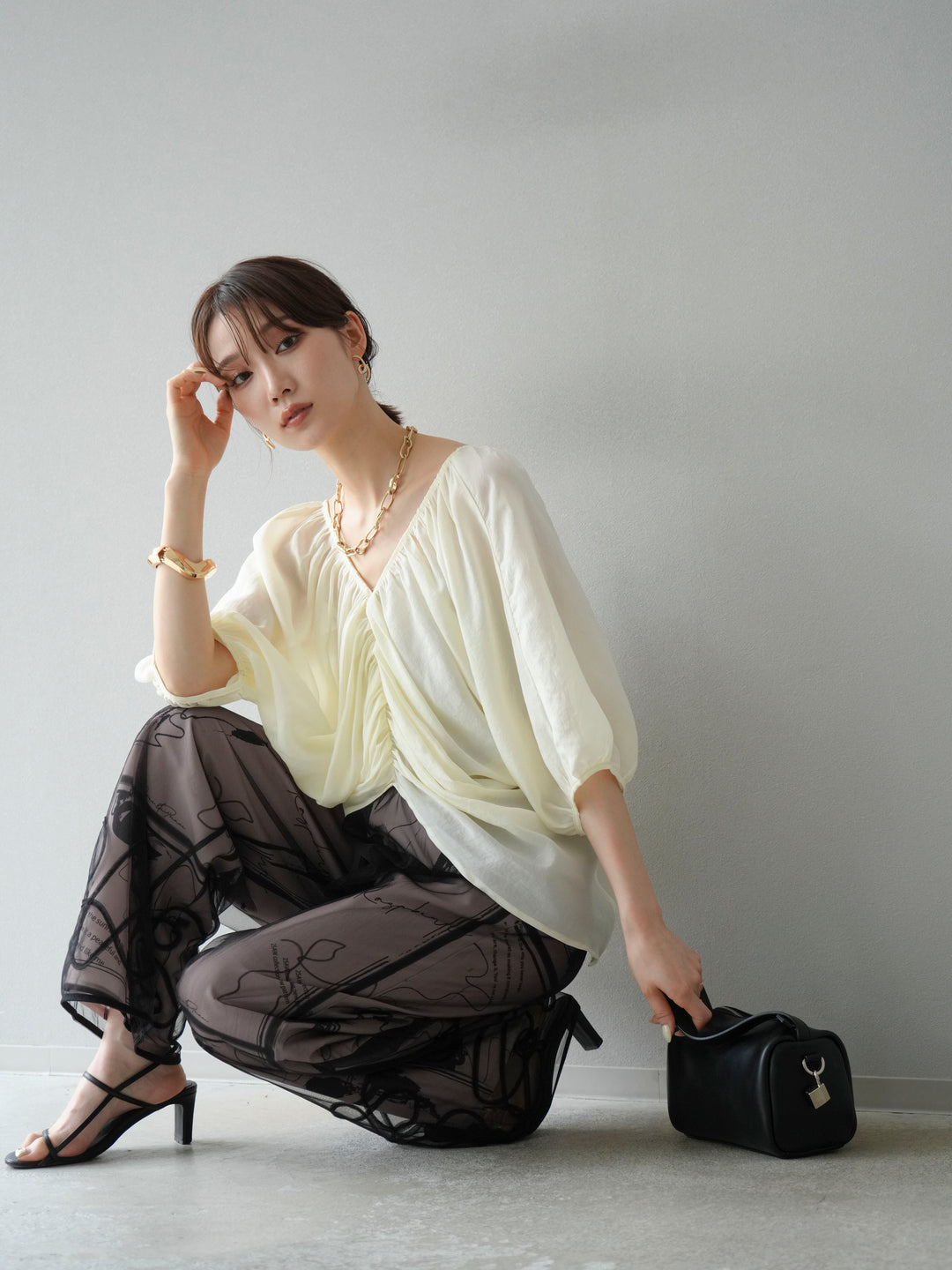 [SET]コード刺繍チュールレイヤードパンツ+ペイント柄タックパンツ(2set)