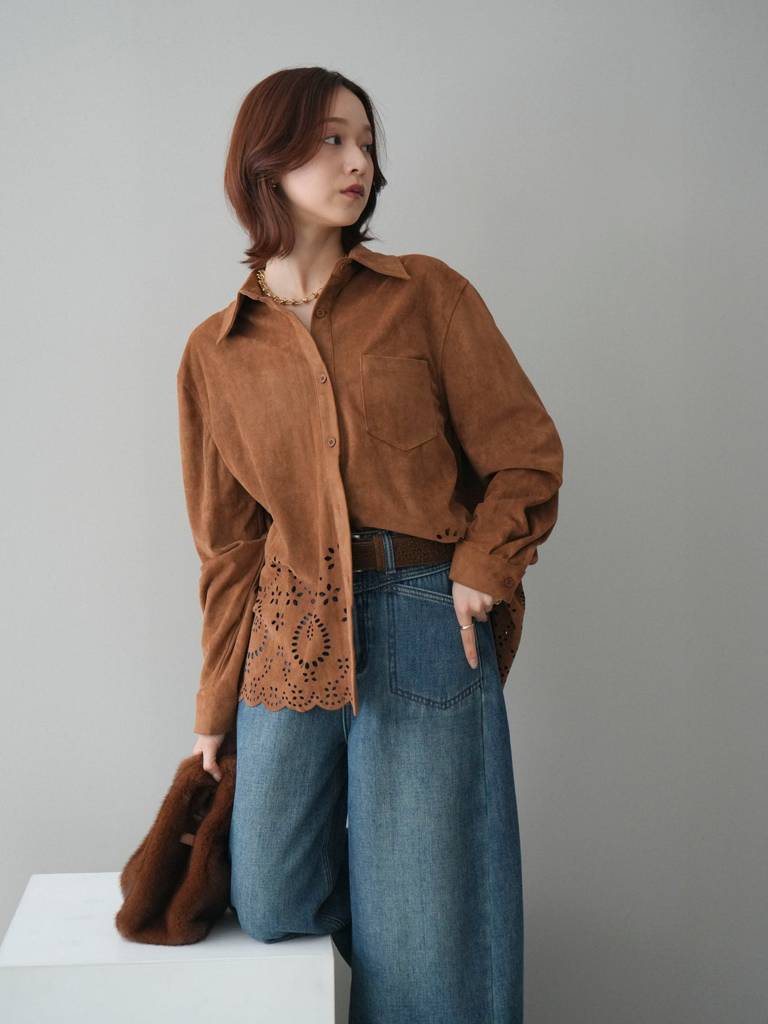 [SET]裾スカラップスエードシャツ+ベルト付裏起毛カーブデニムパンツ(2set)