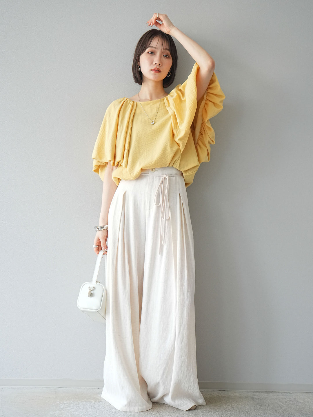 【預購】仿亞麻雙褶設計寬褲/象牙白