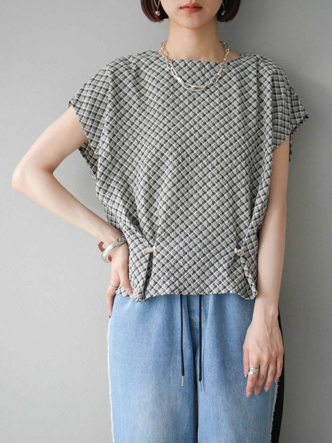 [予約]チェック柄タックデザインフレンチスリーブトップス/ブラウン