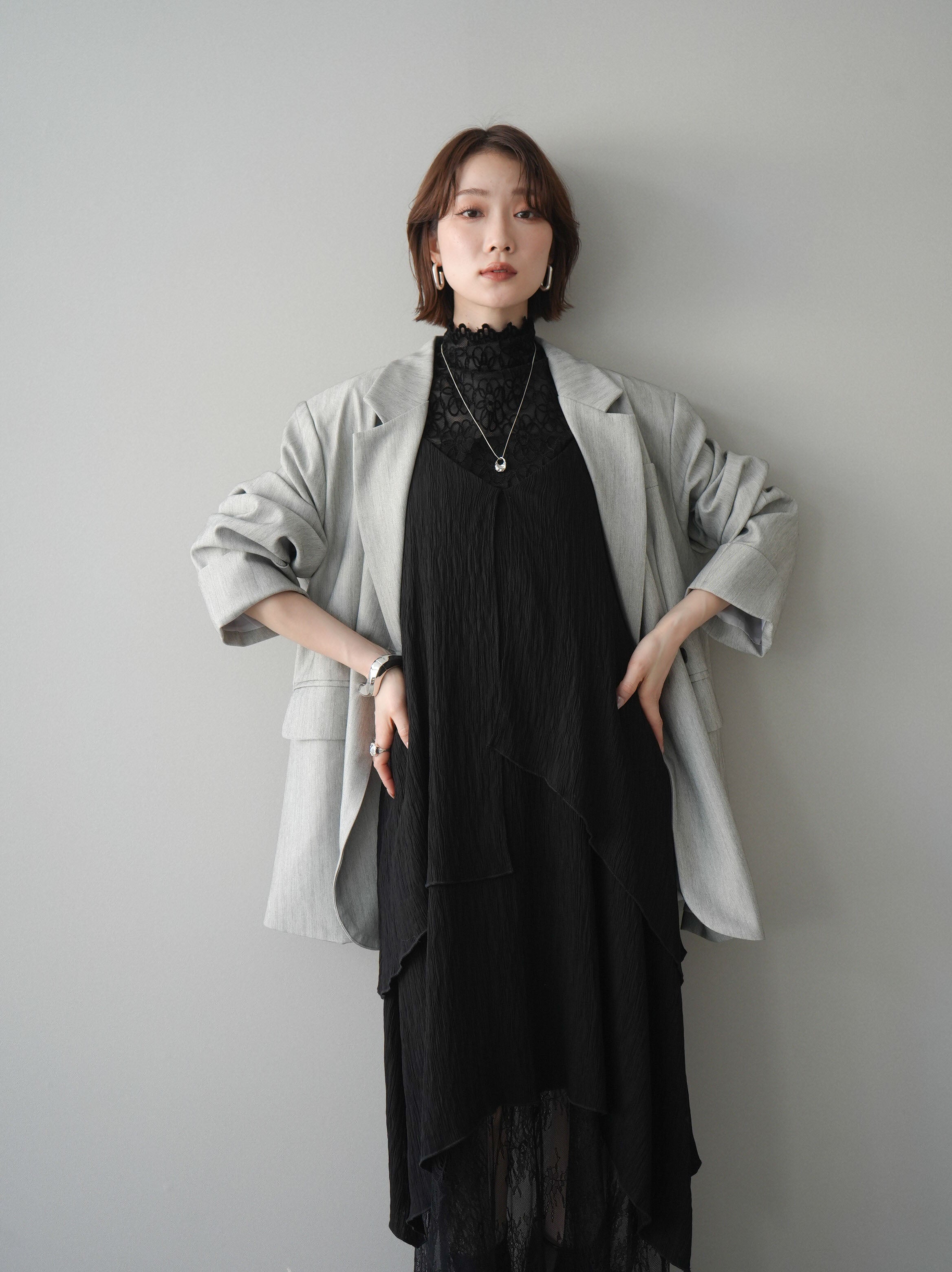 予約]レース切替アシンメトリーワンピース/black – Lumier