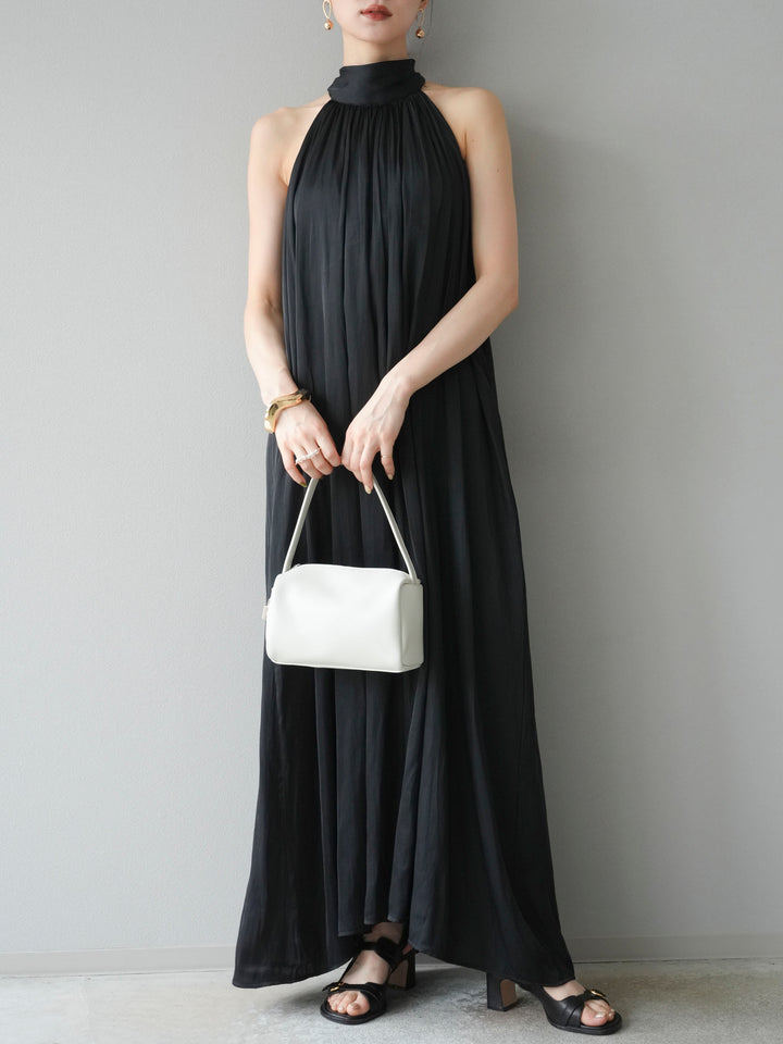 [予約]シャイニーホルターワンピース/ブラック