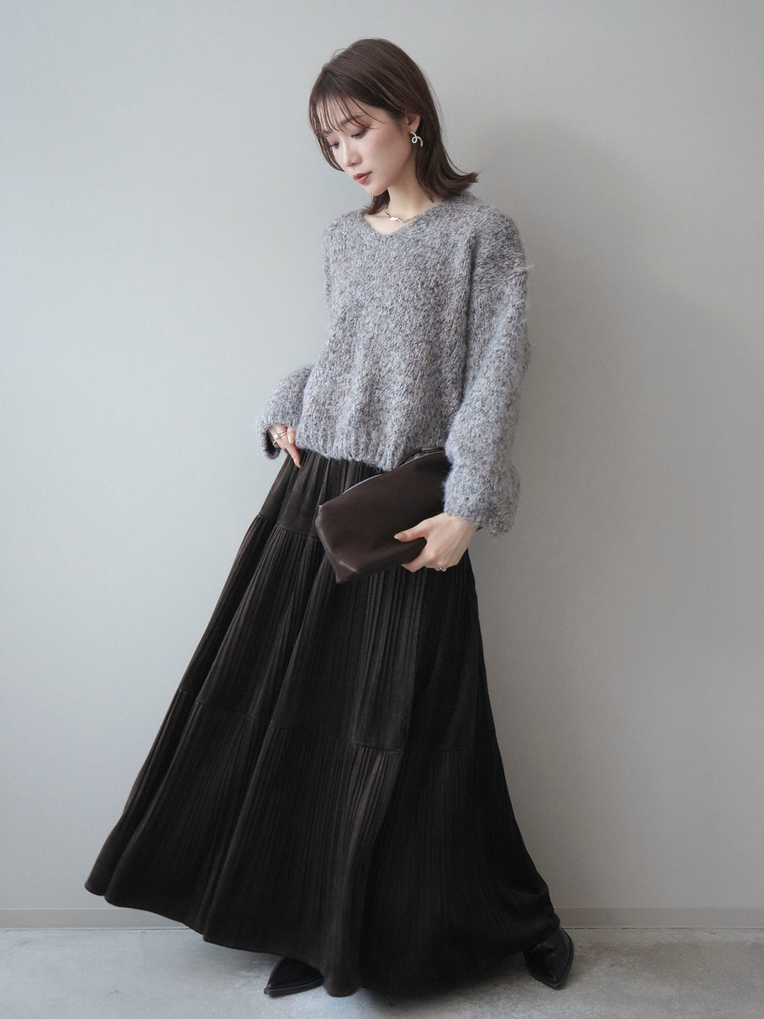 [SET]Vネックミックスヤーンニットプルオーバー+ベロアティアードワッシャースカート(2set)