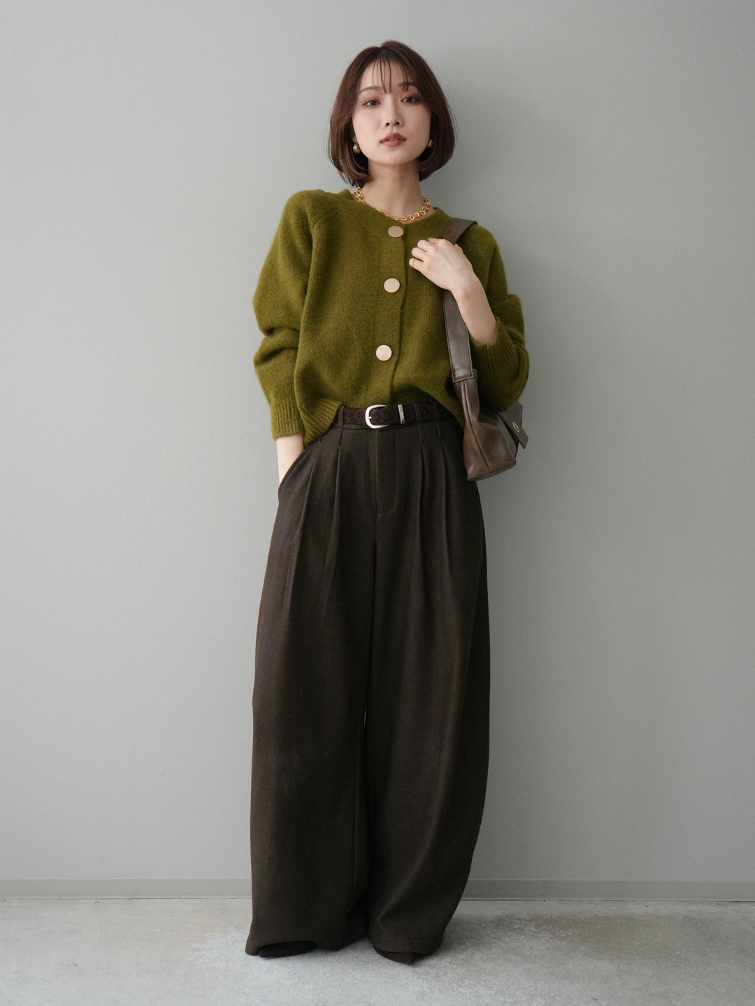 [SET]BIGボタンニットカーディガン+アニマル柄ベルト付きウールタッチワイドパンツ(2set)