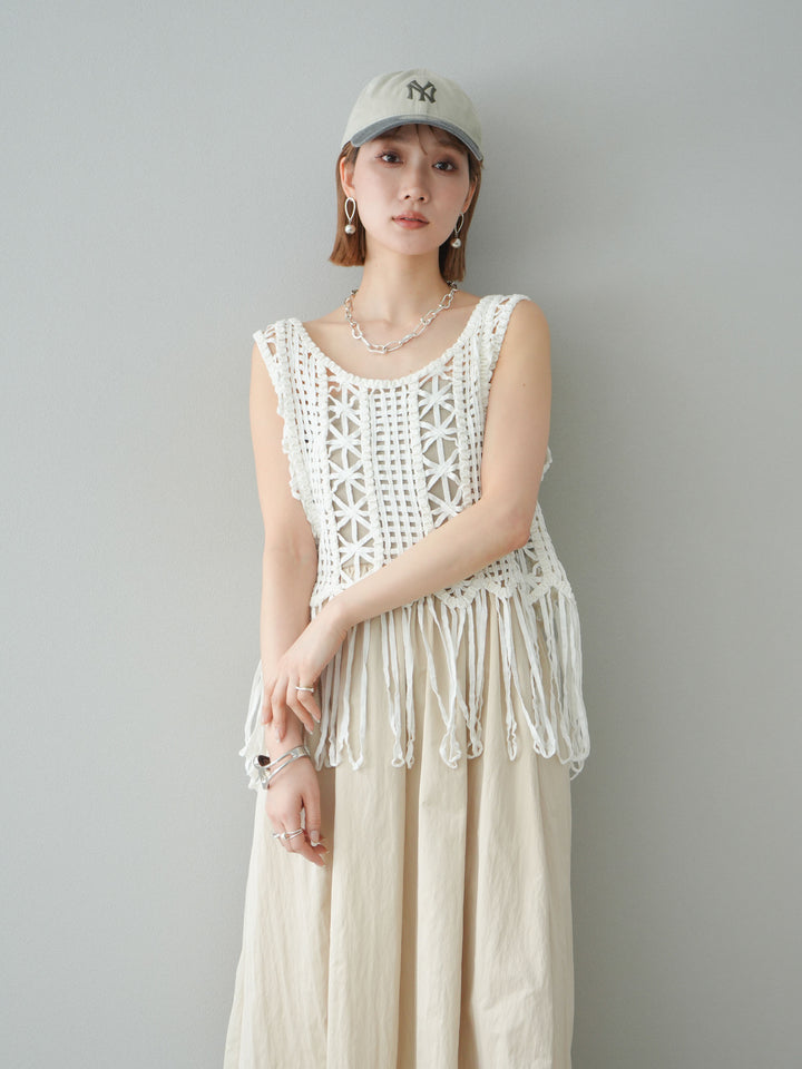 [予約]クロシェフリンジノースリーブトップス/アイボリー