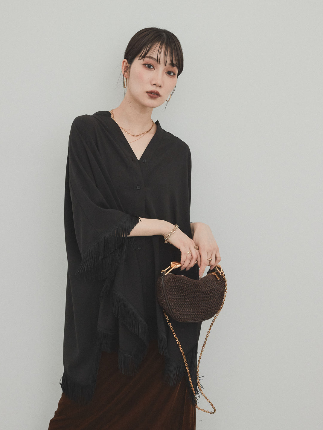 [SET] 方形流蘇斗篷襯衫 + 天鵝絨短裙 (2set)