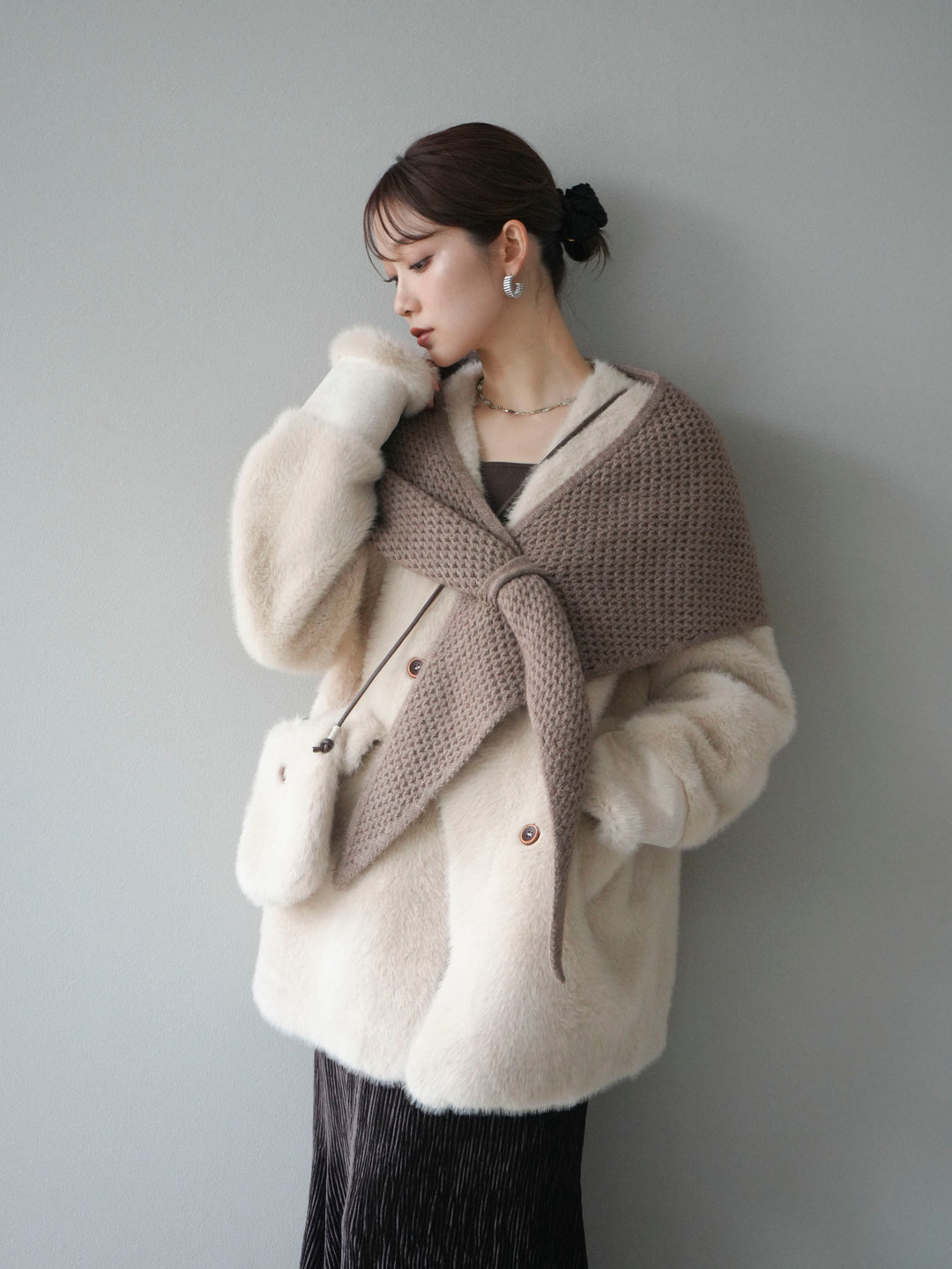 [SET]バッグ付エコファーノーカラーコート+選べるアクセセット(2set)