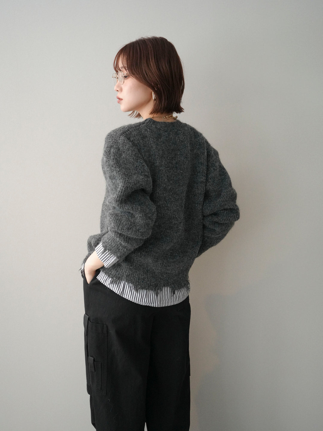[予約]裾シャツレイヤードダメージニットプルオーバー/darkgrey