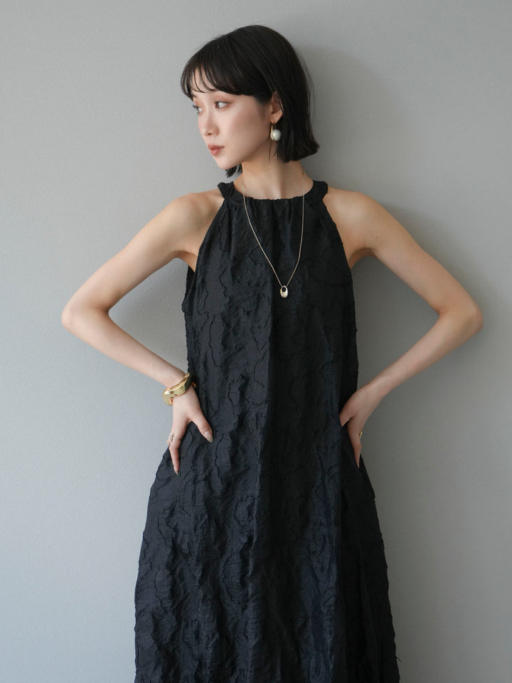 【預購】提花掛脖洋裝/黑色