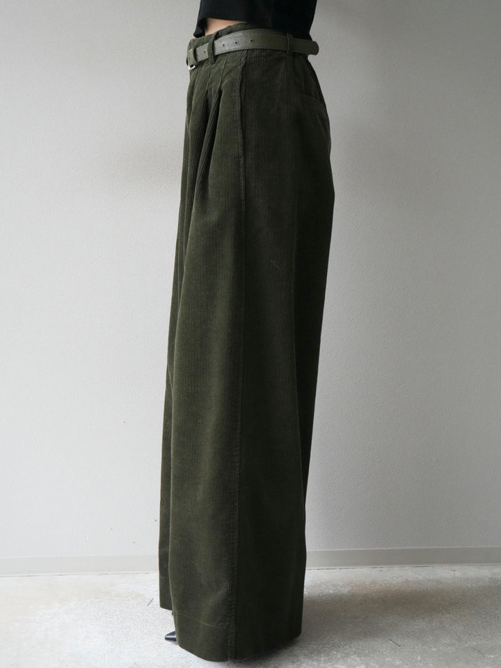[予約]ベルト付コーデュロイワイドパンツ/green