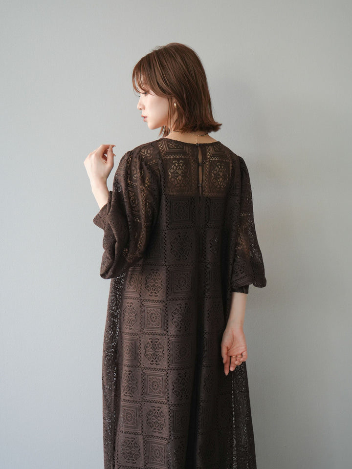[予約]ブロックレースボリュームスリーブワンピース/ブラウン
