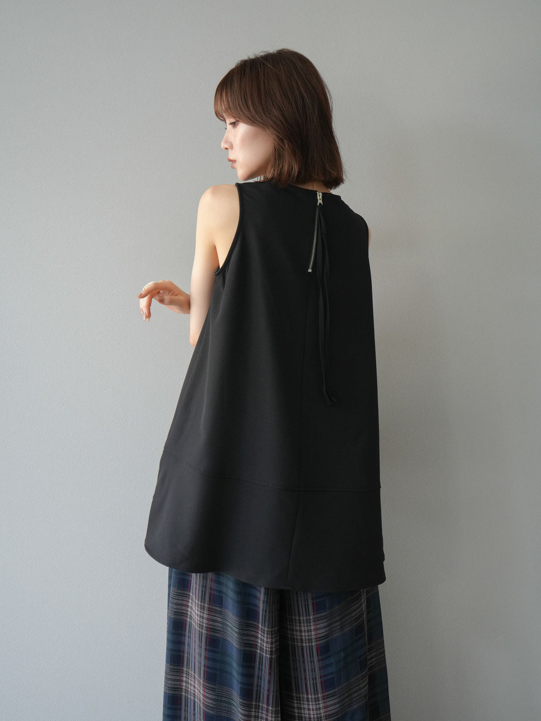 [予約]フレアノースリーチュニック/ブラック