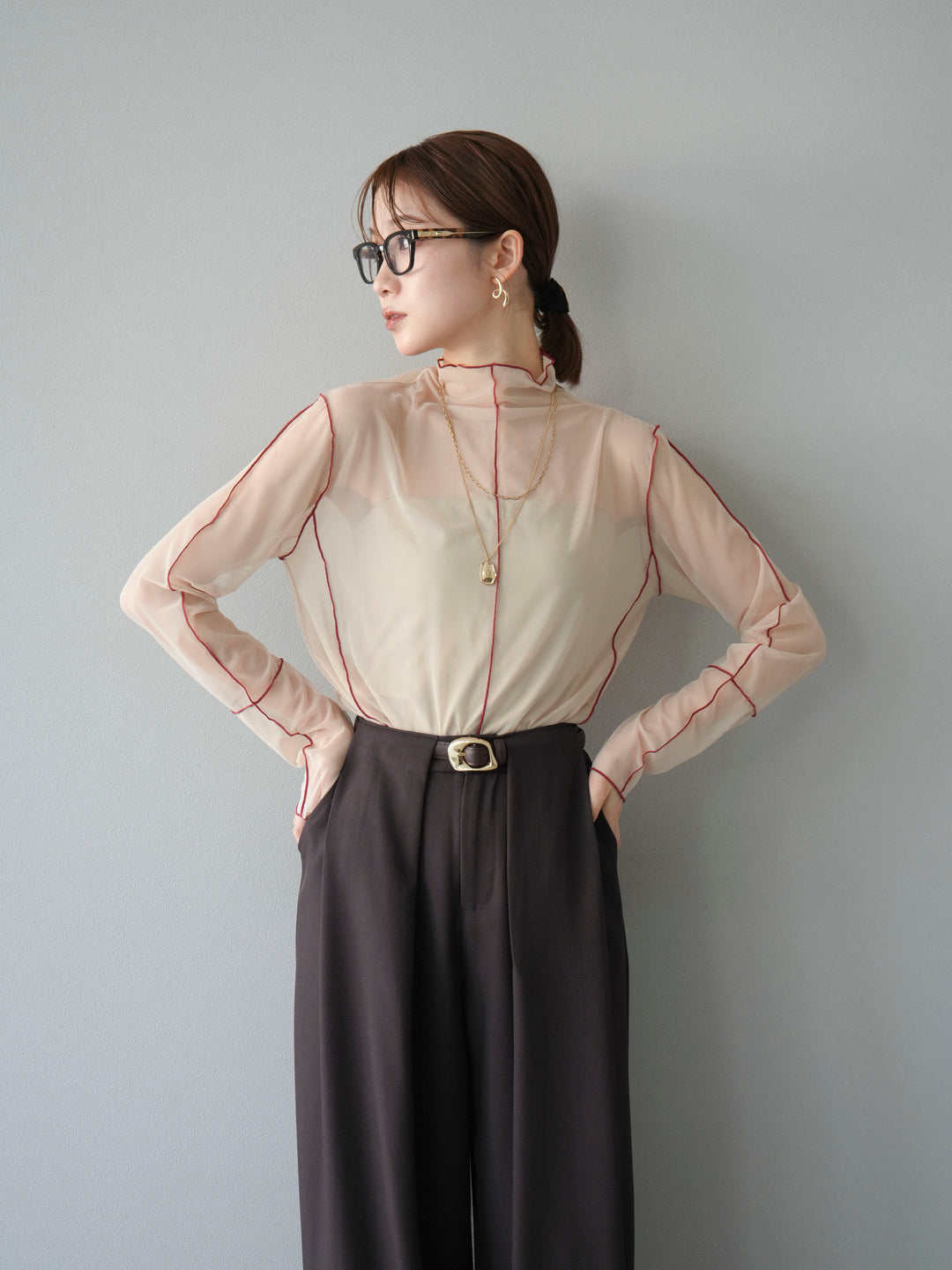 [予約]シアーパイピングカットソー/グレージュ×レッド