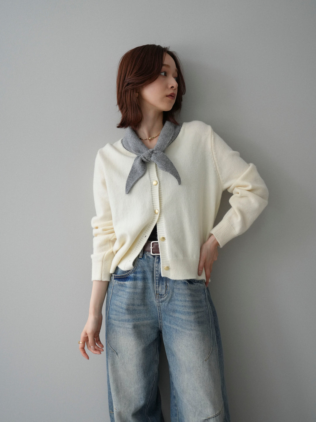 [SET]デザイン襟ニットカーディガン+ベルト付カーブデニムパンツ(2set)