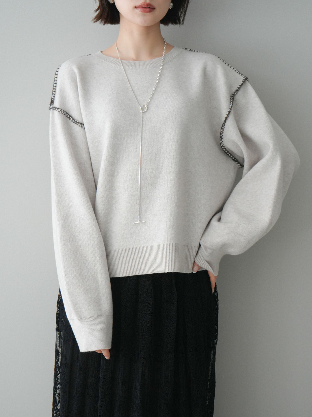 [SET]バックロゴ刺繍配色ステッチニットプルオーバー+選べるアクセセット(2set)