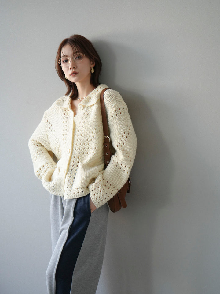 [予約]丸襟透かし編みニットカーディガン/オフ