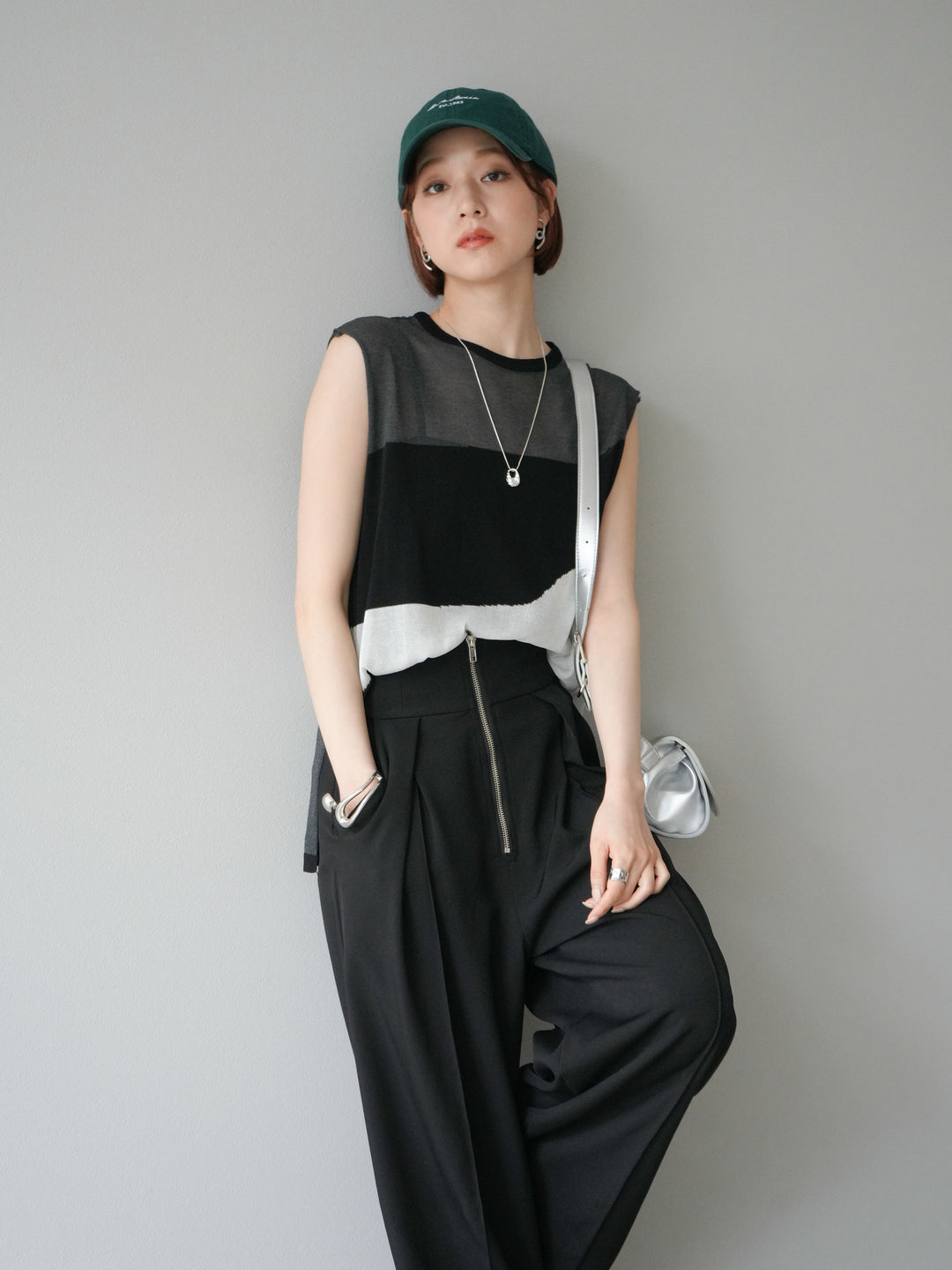 [SET]バイカラーシアーニットノースリーブ+ジップタックワイドパンツ(2set)