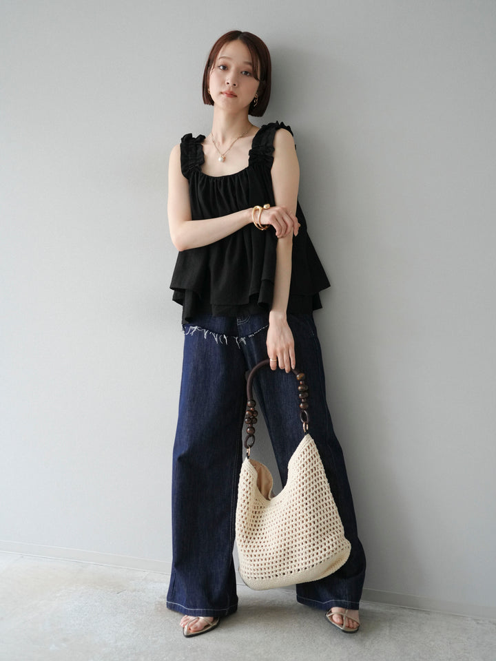 [SET] 縮肩喇叭背心 + 臀部設計牛仔褲 (2 件套)