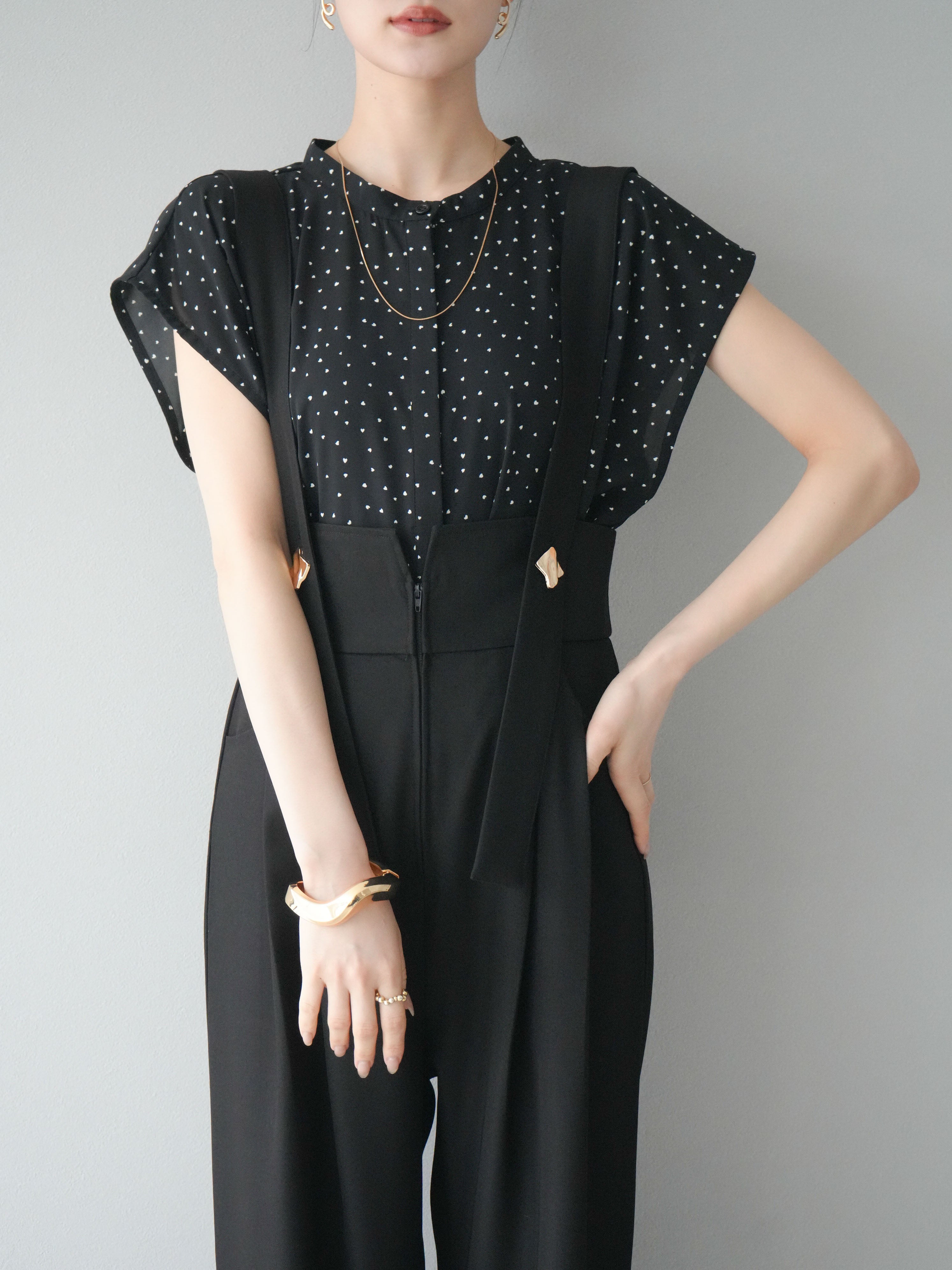 予約]ハートドットフレンチスリーブブラウス/ブラック – Lumier