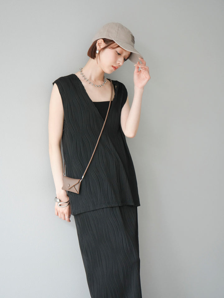 [SET]ウェーブパイピングVネックベスト+カップ付テレコリブベアキャミソール(2set)