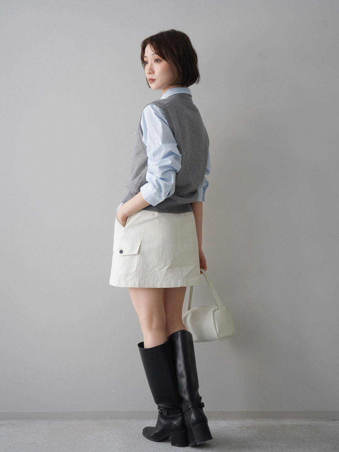 【套裝】蝴蝶結針織背心套裝襯衫+繫帶工裝迷你裙（兩件組）