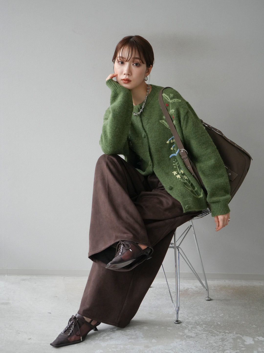[予約]フラワー刺繍ニットカーディガン/グリーン