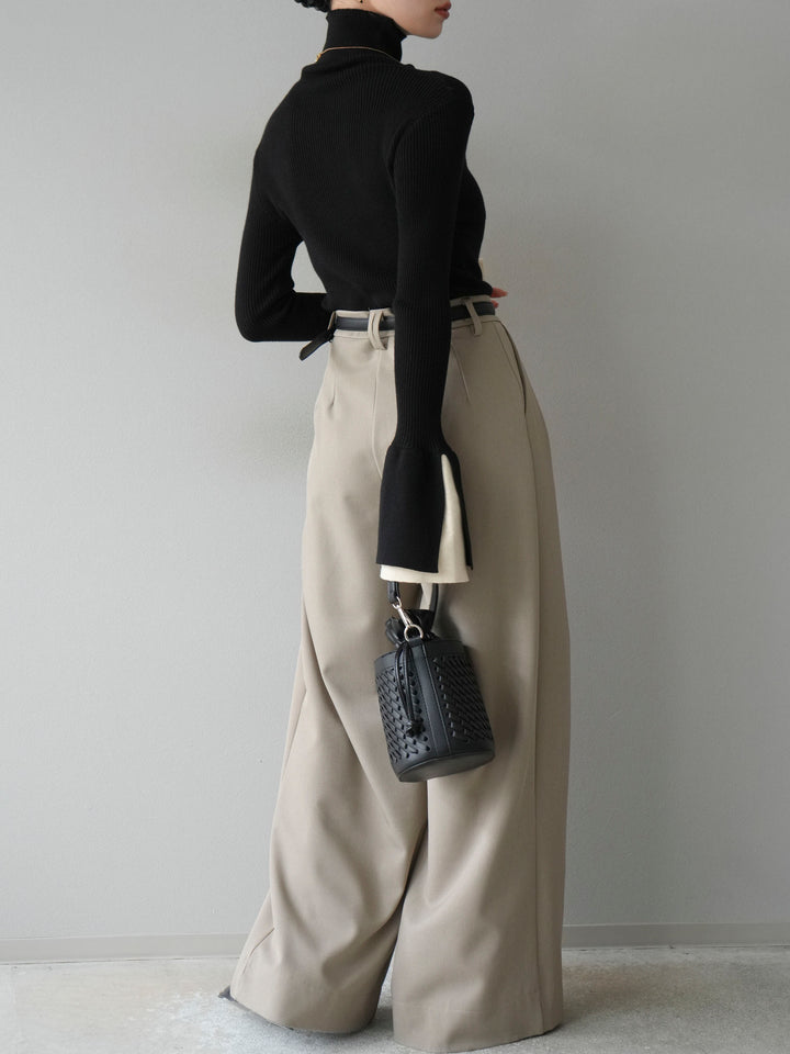 [SET] 疊層喇叭袖高領針織上衣 + 雙褶寬褲 (2 套)