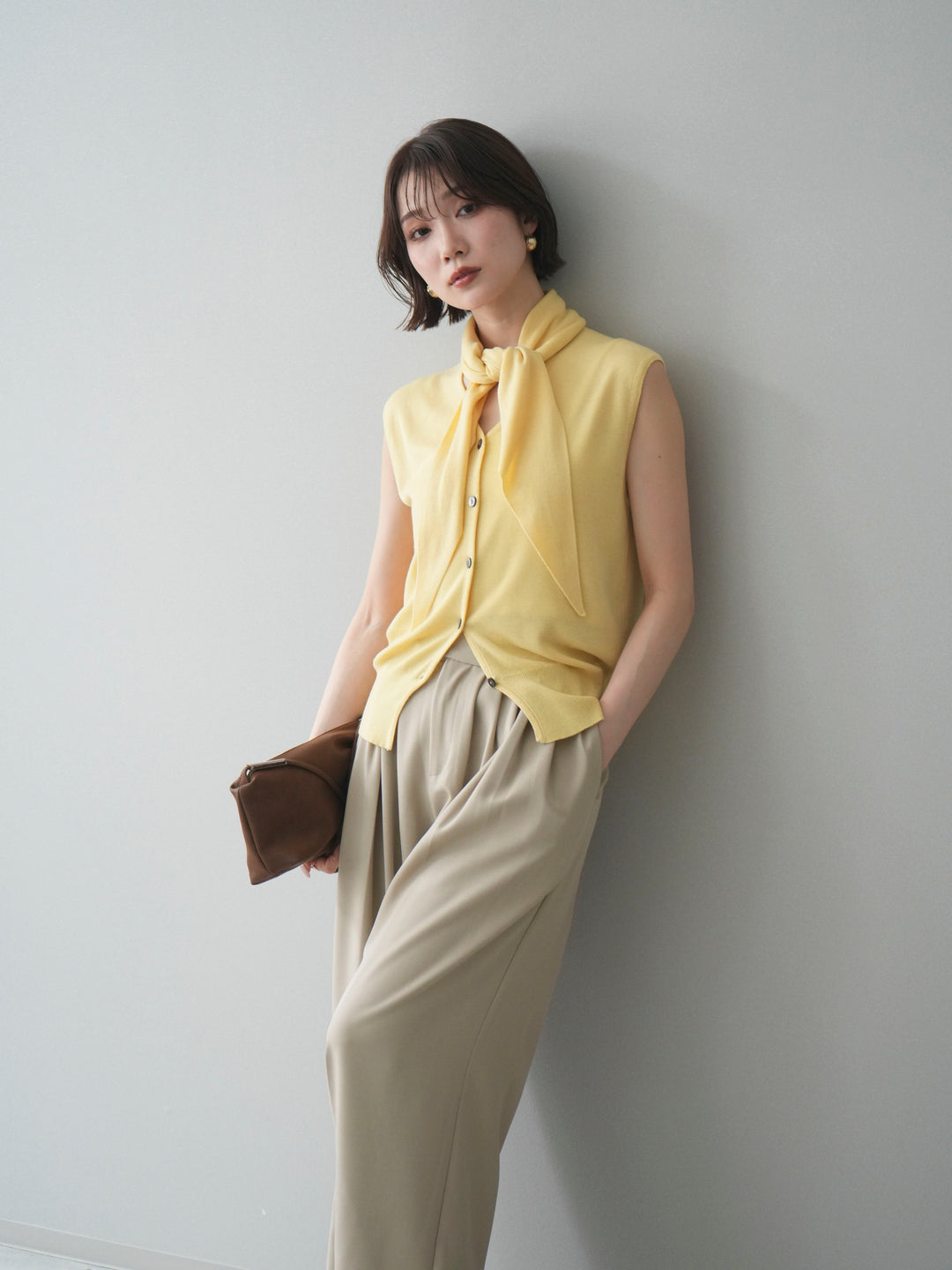 [予約]スカーフ付Vネックニットベスト/yellow
