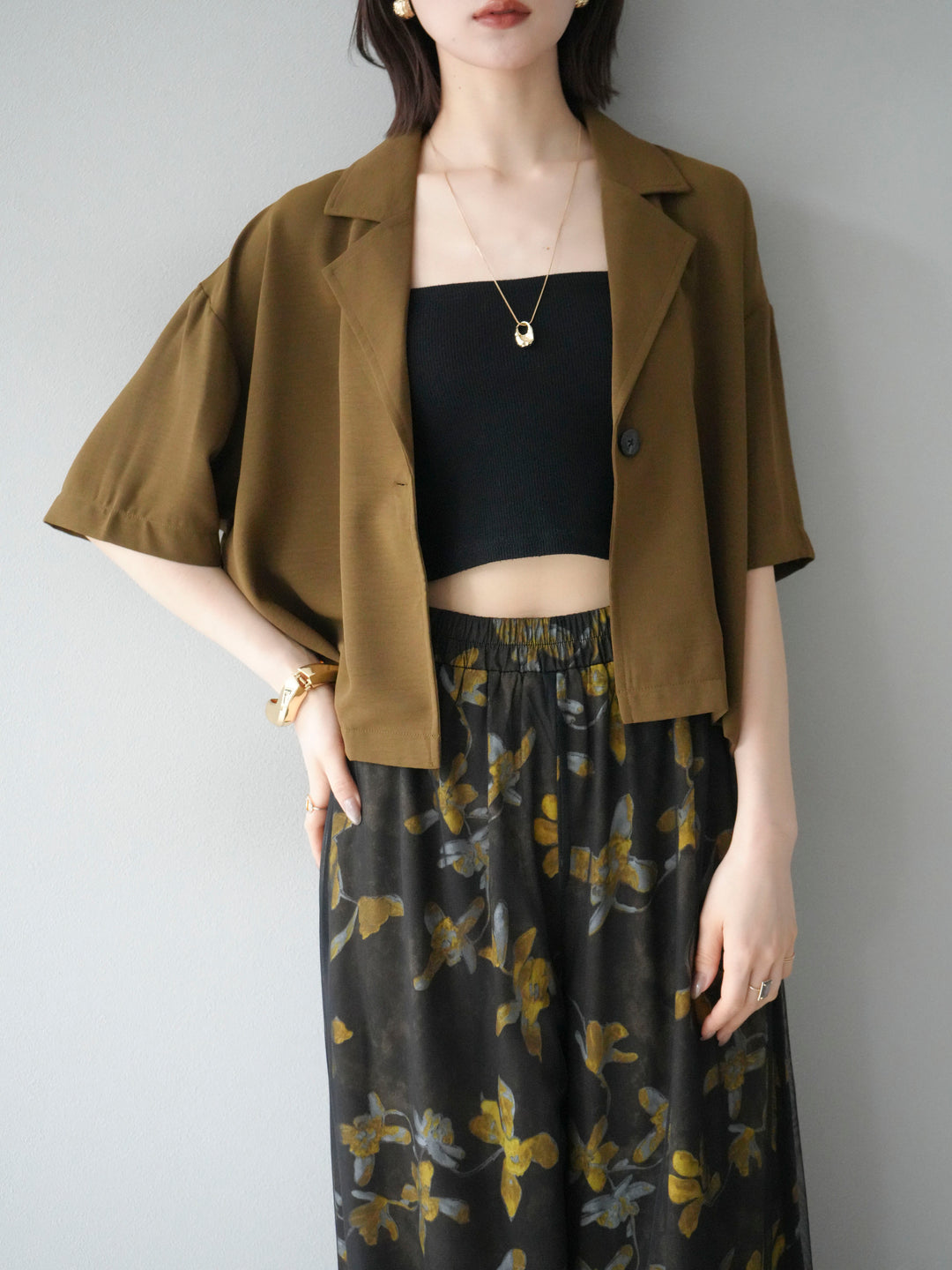 [SET]ハーフショートジャケット+フラワープリントチュールレイヤードパンツ(2set)