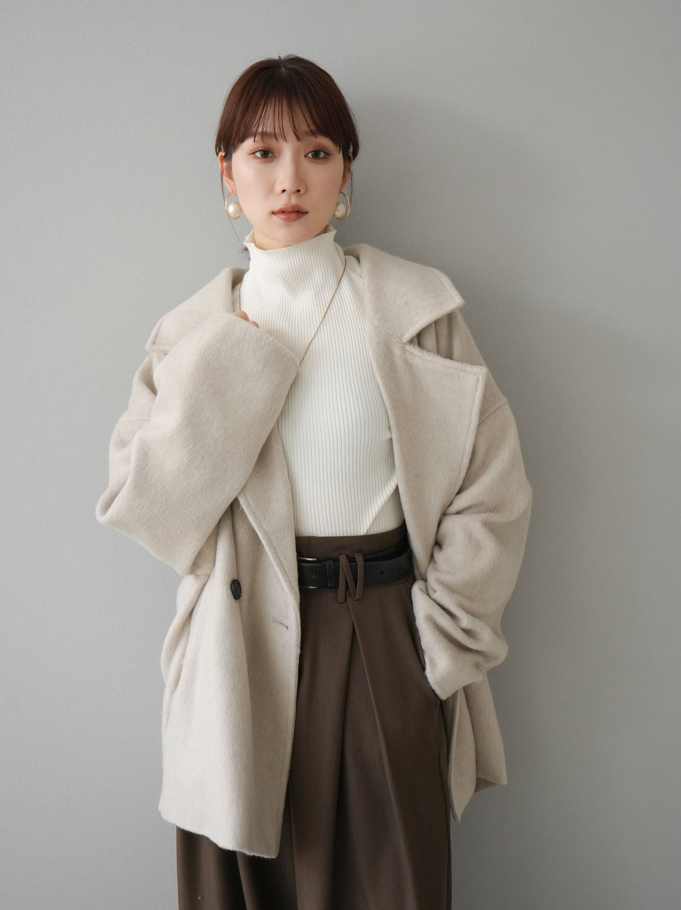 美品lumierリュミエ　オーバーサイズ　フェイクビーバーミドルコート ベージュ SET]フェイクビーバーミドルコート+選べるアクセセット(2set) – Lumier